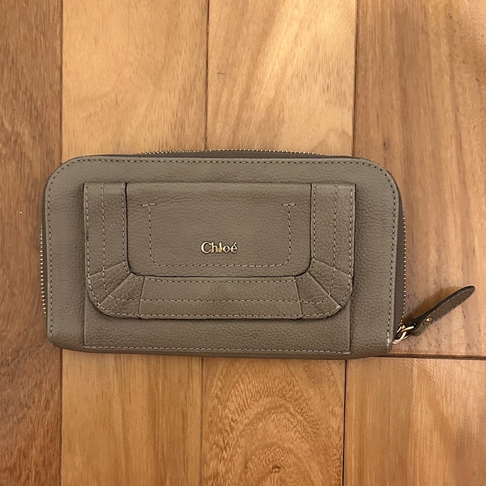 Chloe Taupe Wallet
